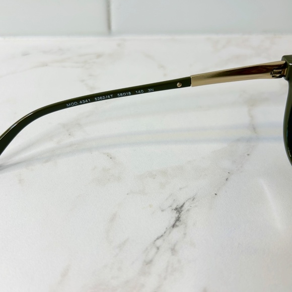 AUTHENTIC Versace Men's Sunglasses 4341 5262/4T - Green Aviator w/ Gold Accents - Picture 9 of 11